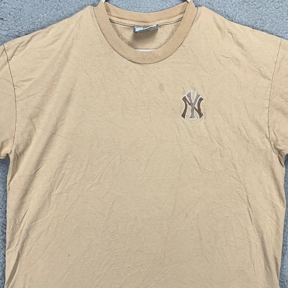 VINTAGE New York‎ Yankees Mens T-Shirt XL Tan Short Sleeve Tee Made In USA LEE